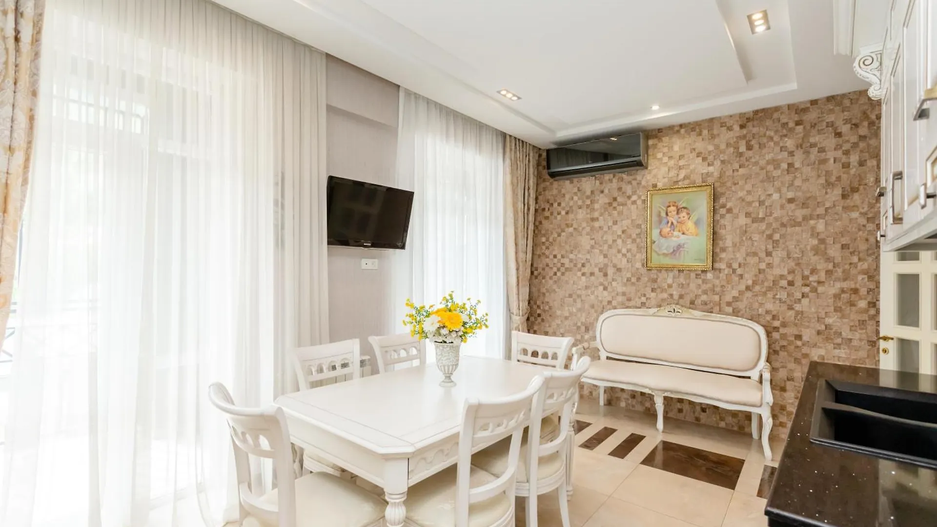 The Perfect Duo Apartment Tbilisi